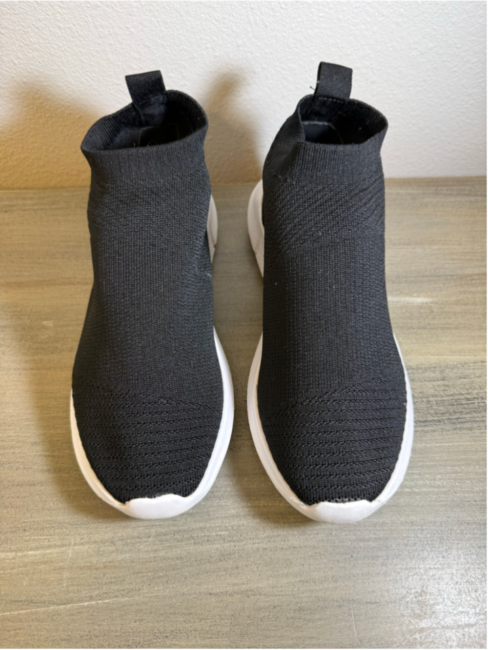 Steven by Steve Madden knit sock sneakers size 9